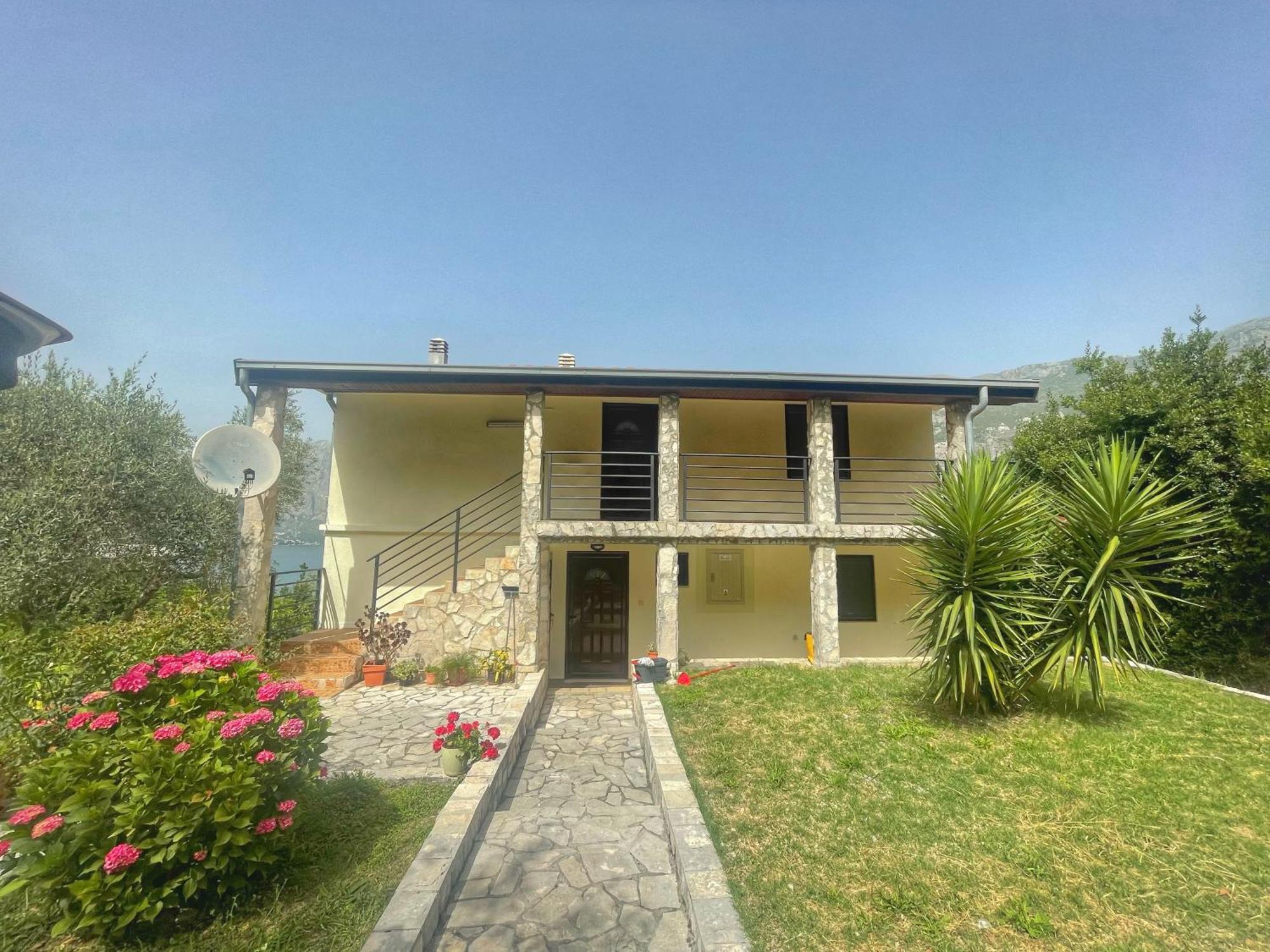 Apartments Krivokapic Prcanj With Bay View Kotor Exterior foto